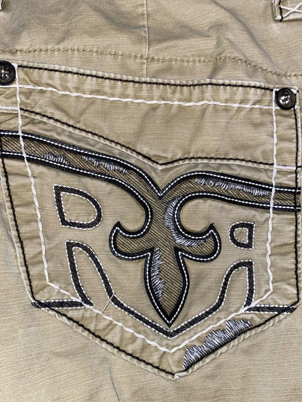 Rock Revival Khaki Cargo Shorts Men’s 40” Classic Fit Fading Summer